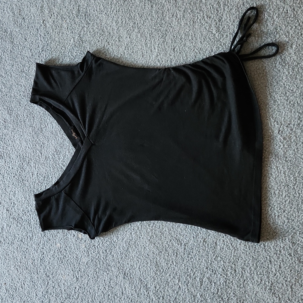 V neck top